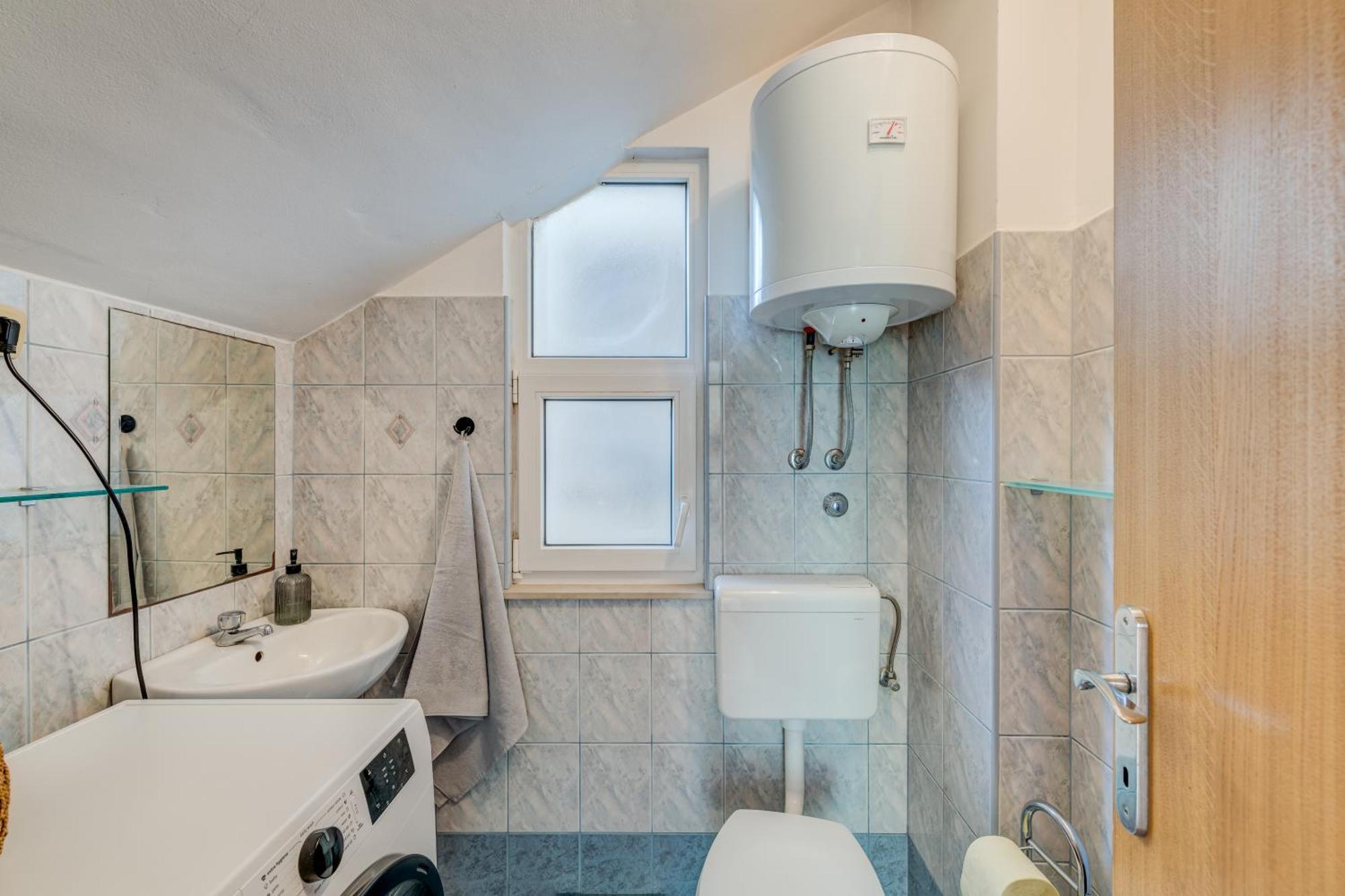 Apartment Krilo Jesenice Buitenkant foto