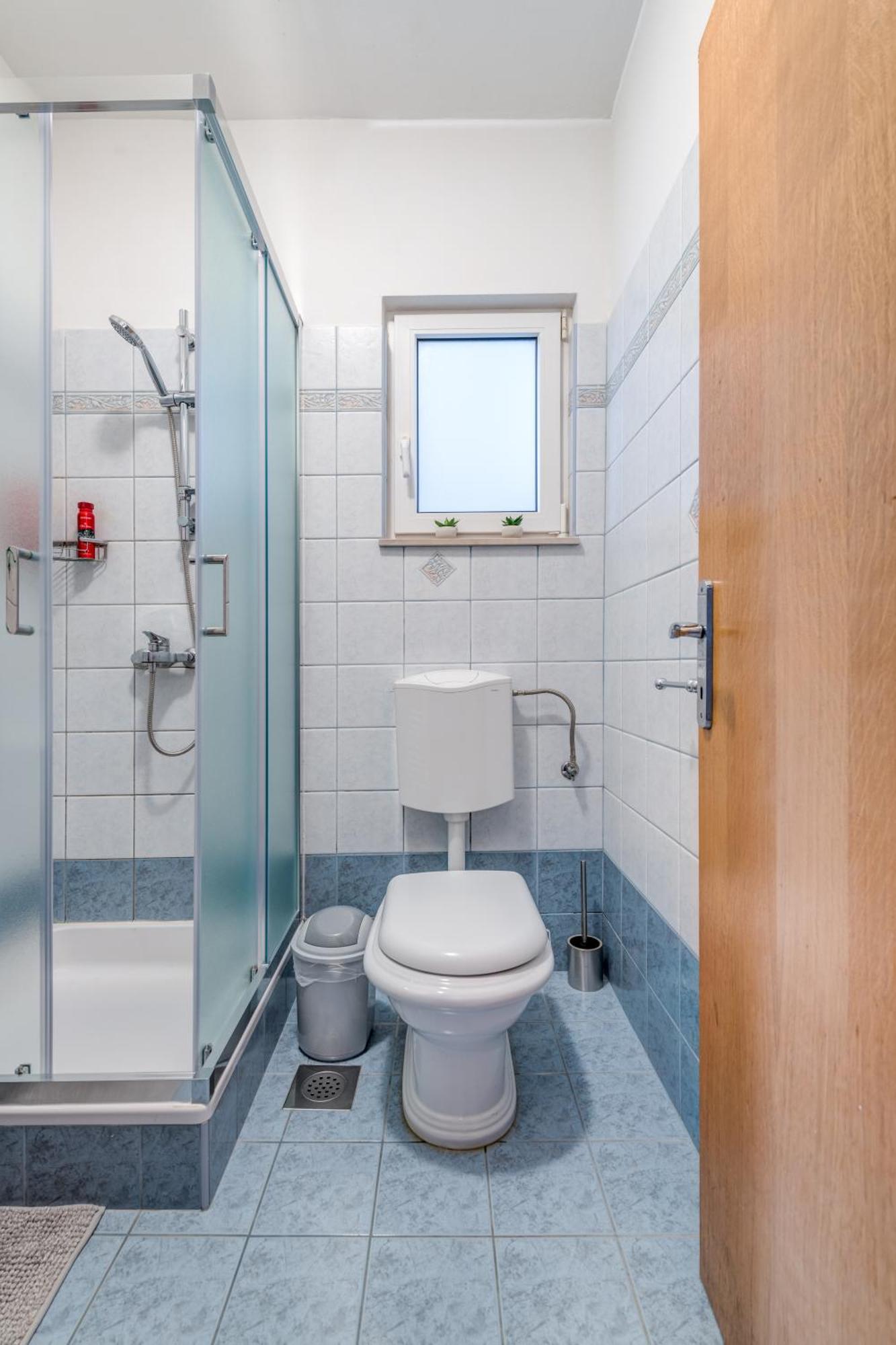 Apartment Krilo Jesenice Buitenkant foto